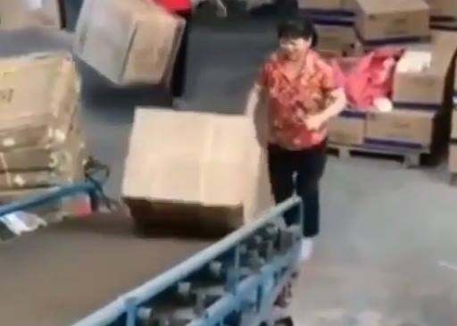 Masih Malu Bertemu Mantan